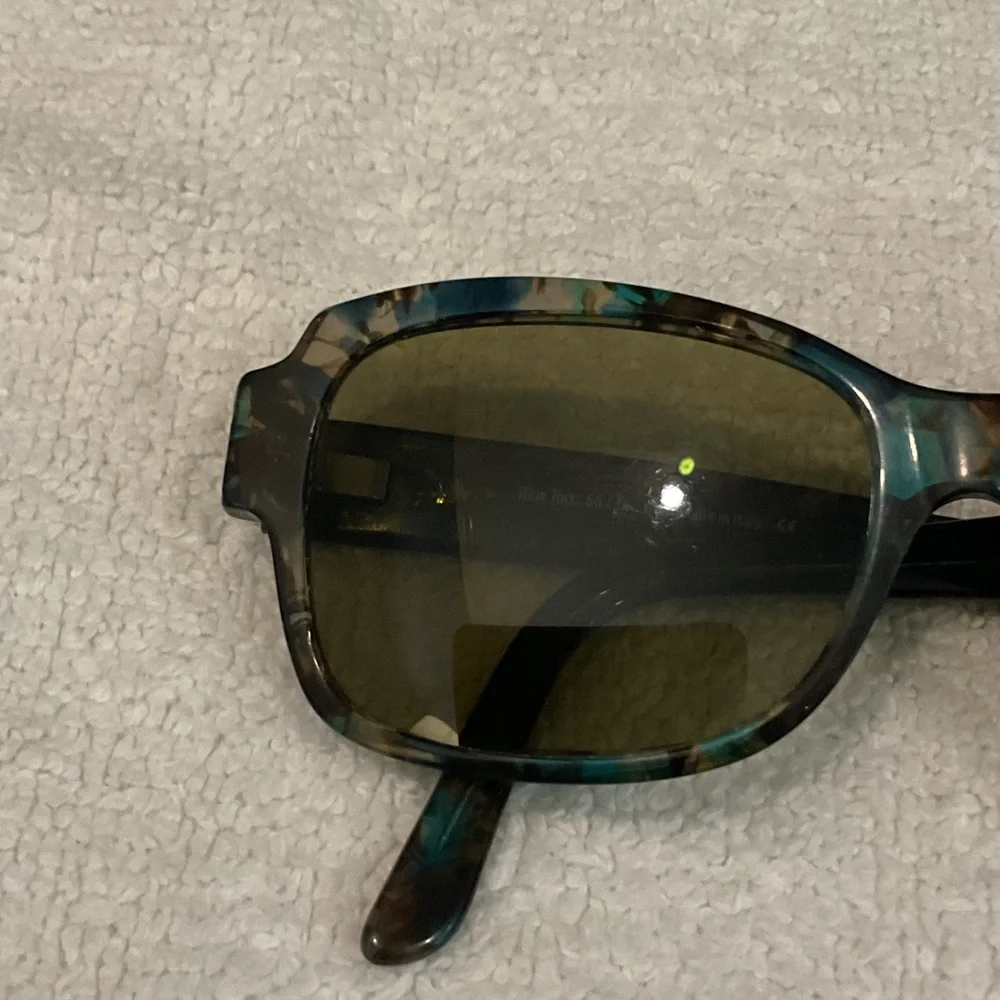 Stylish Tortoise Shell Sunglasses